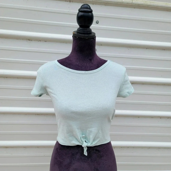 Flirtitude Active Mint Green Crop Top Womens Size S Striped Tie Front Tee Shirt - Picture 1 of 7
